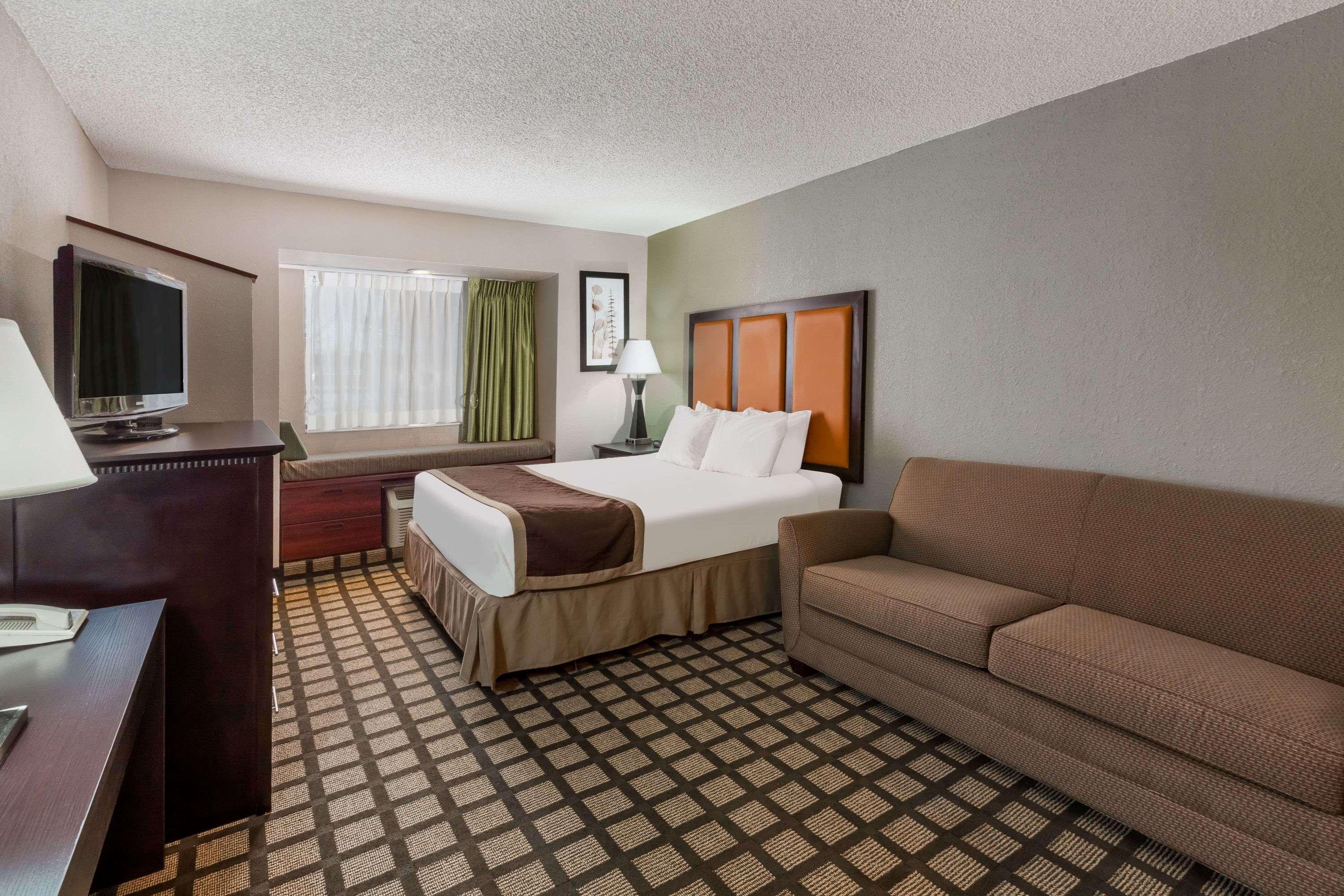 Hotel Baymont By Wyndham Gaylord Exterior foto